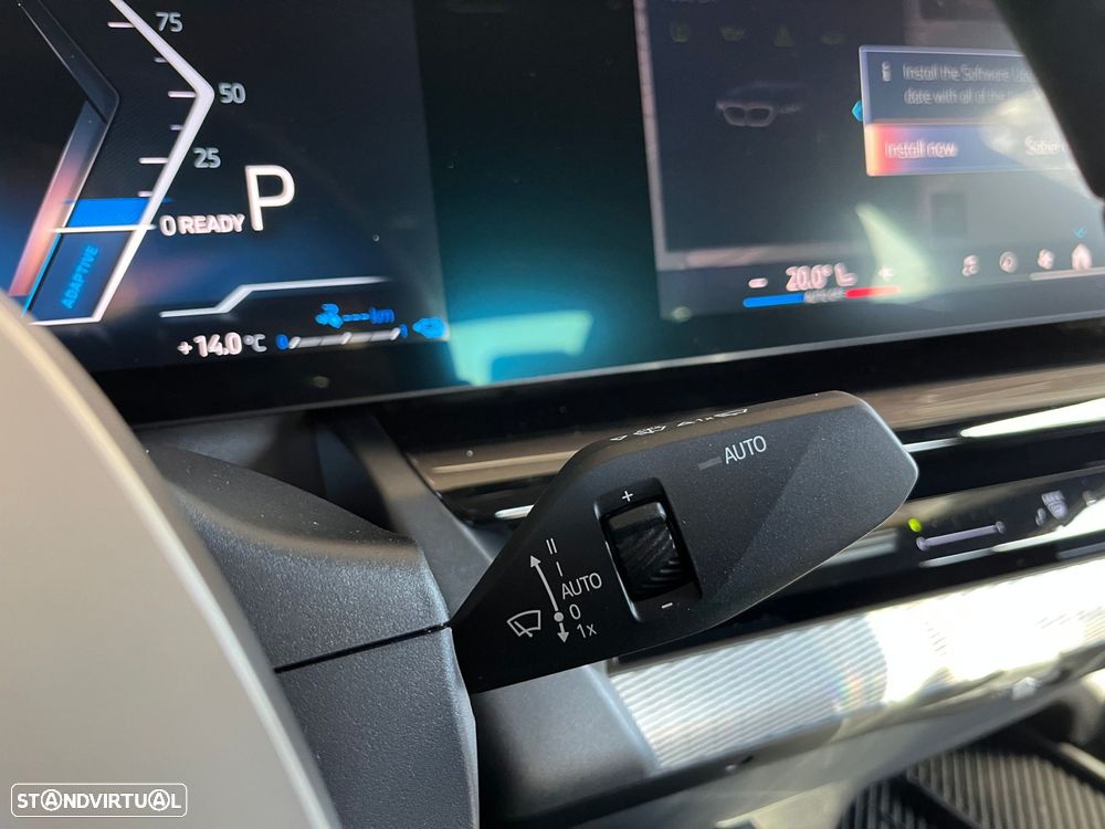 BMW 530 e Pack Desportivo M - 28