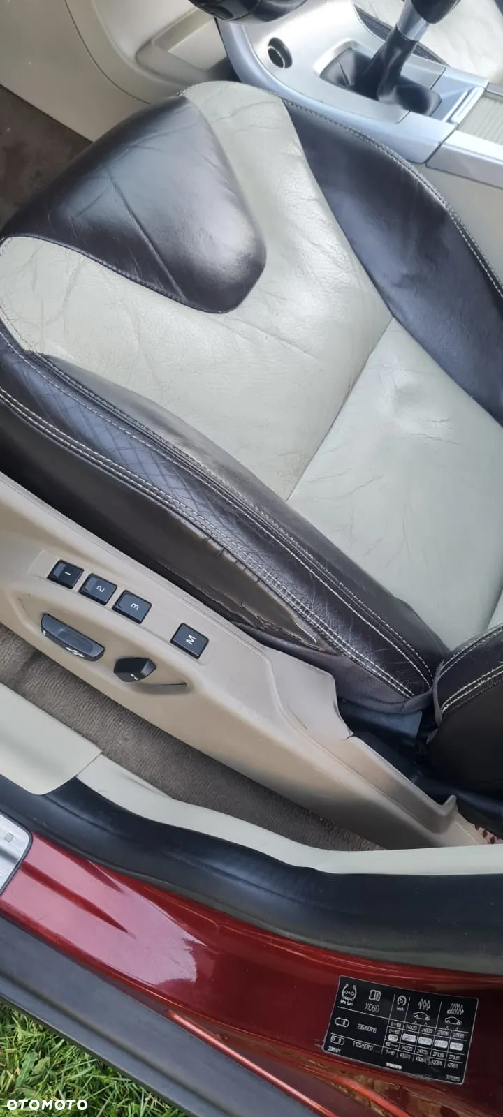 Volvo XC 60 D5 AWD - 11