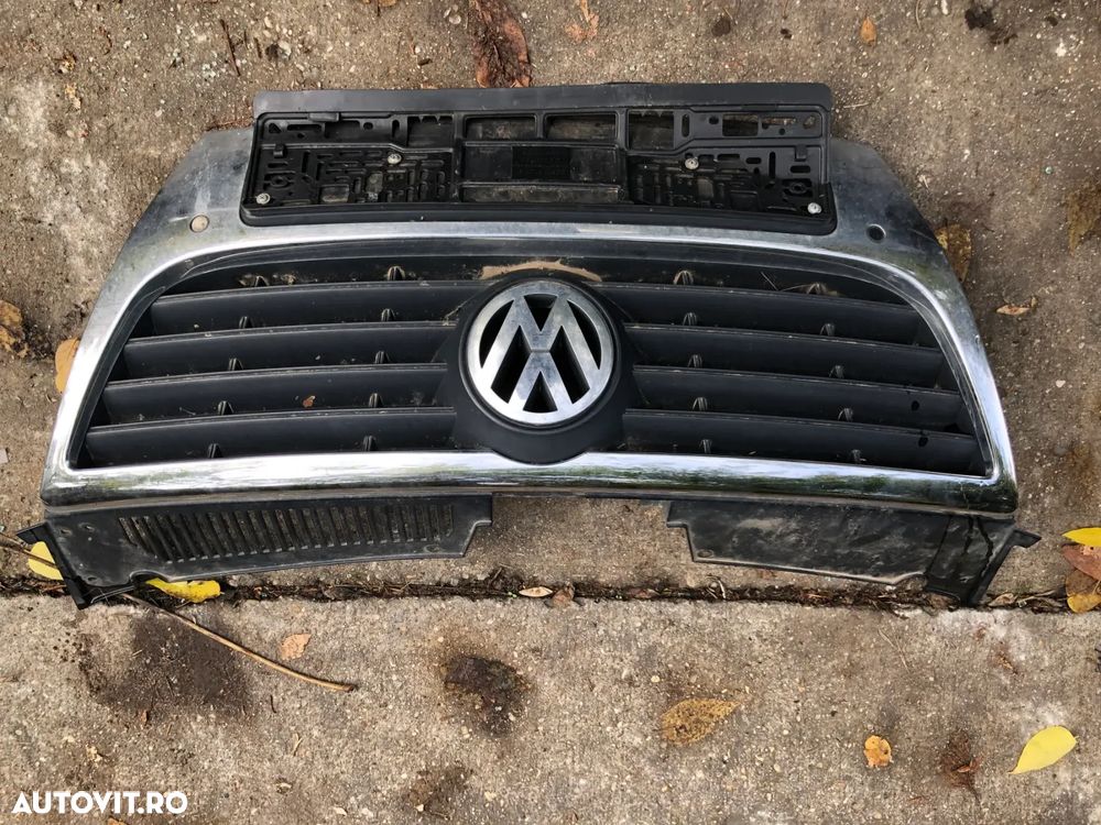 Grila centrala VW Volkswagen Passat B6 model cu senzorii parcare chrom - 7