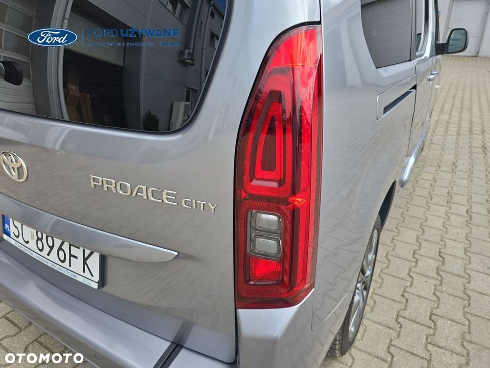 Toyota Proace City Verso Long 1.5 D-4D Family - 12