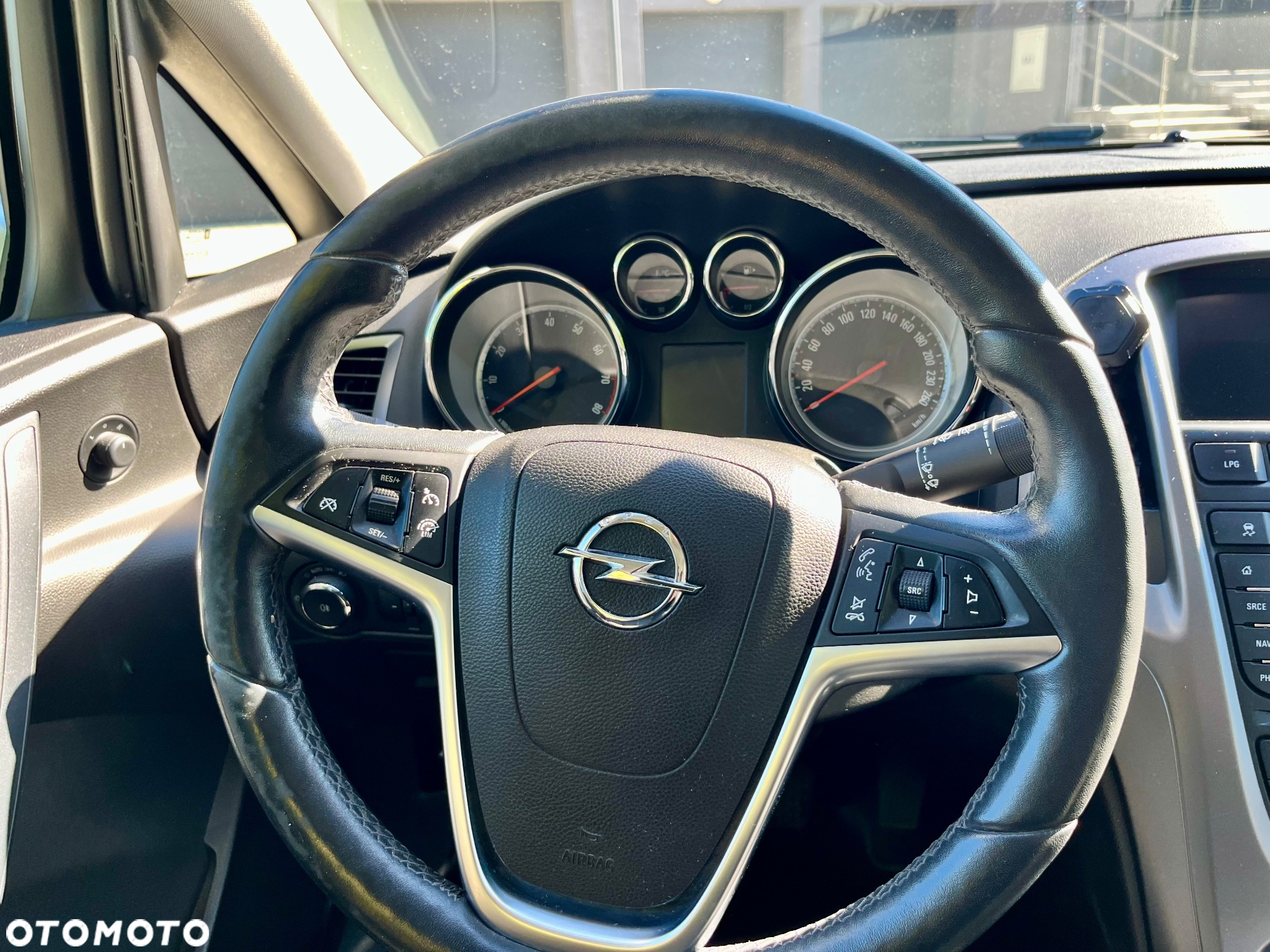 Opel Astra IV 1.4 T Sport - 22