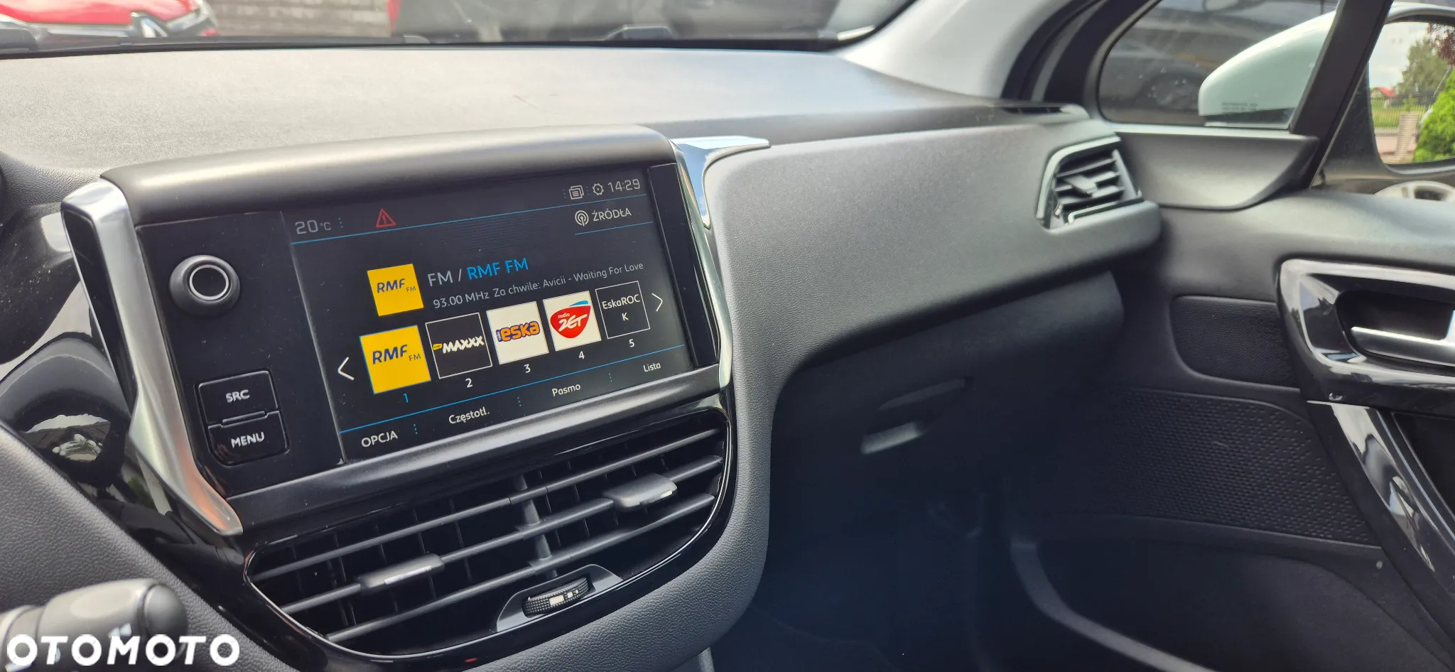 Peugeot 208 PureTech 82 Start & Stop Tech Edition - 22