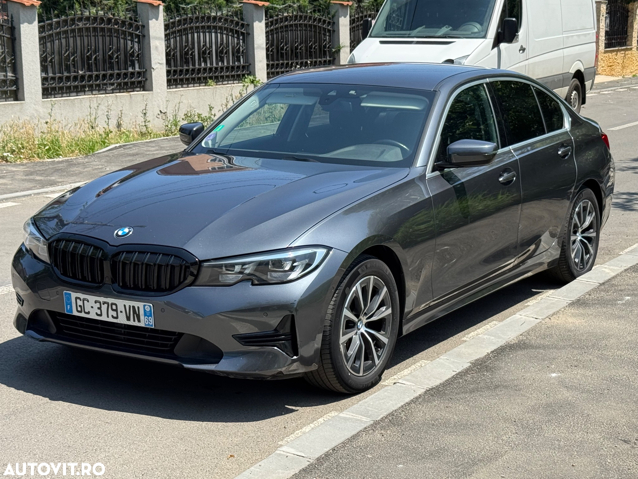 BMW Seria 3 320i AT - 22