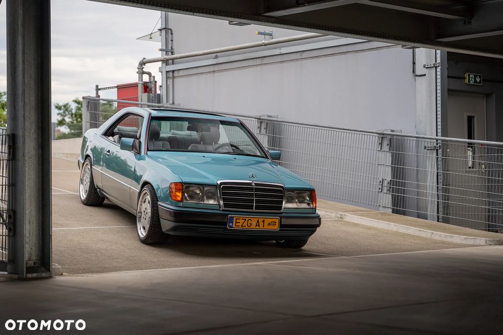 Mercedes-Benz W124 (1984-1993) - 2