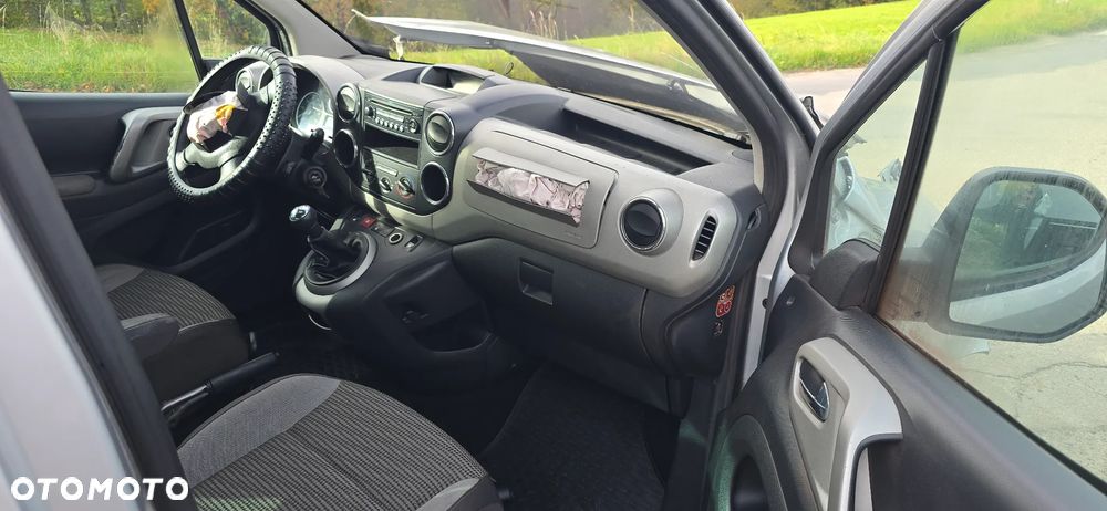 Peugeot Partner HDi FAP 115 Style - 11