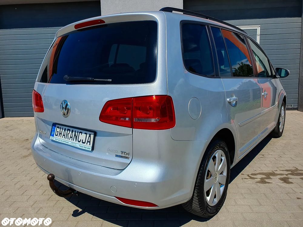 Volkswagen Touran - 18