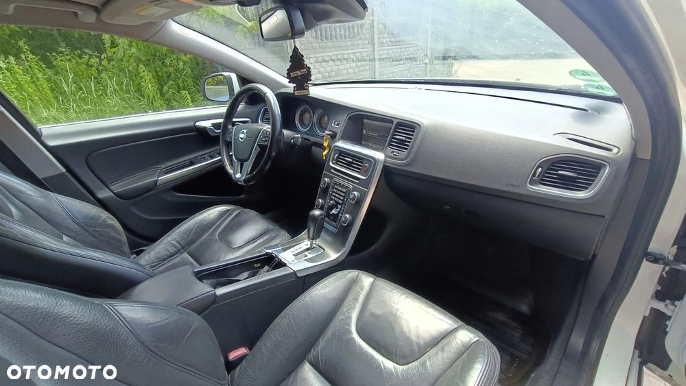 Volvo S60 2.5 T5 - 6