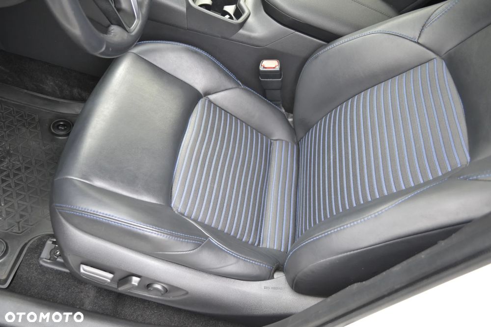 Toyota RAV4 - 26