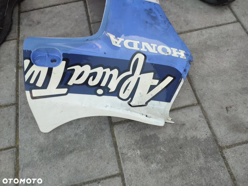 Owiewka, osłona, bok, boczek Honda XRV 650 Africa Twin 650 - 2