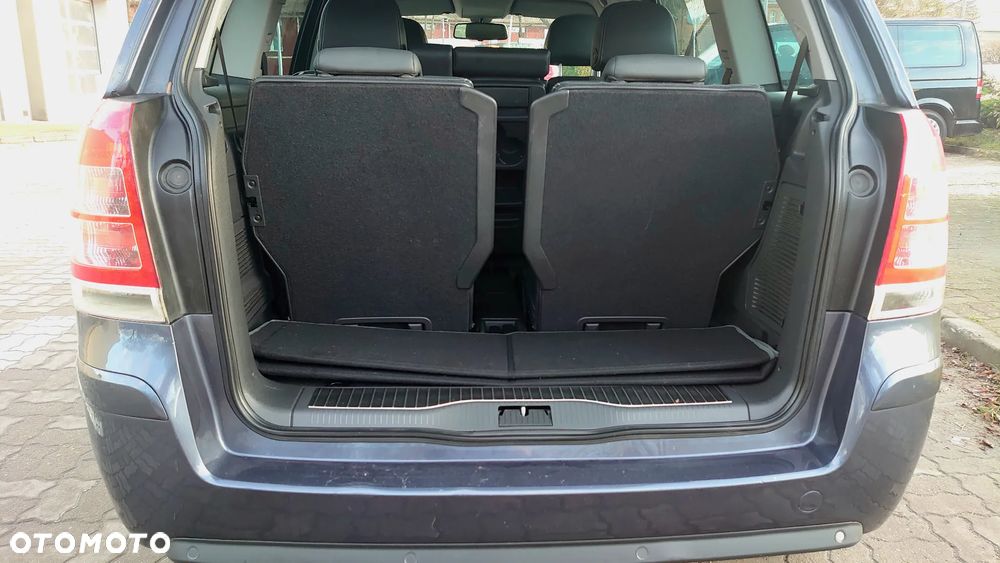 Opel Zafira 1.8 Navi - 27