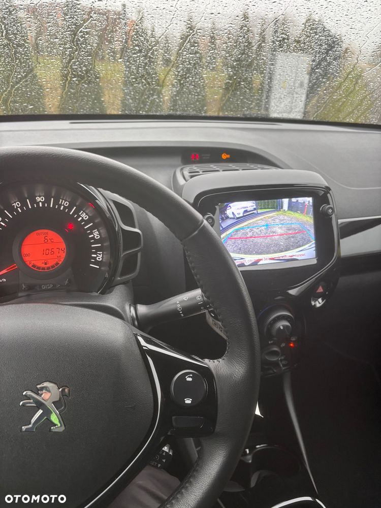 Peugeot 108 VTI 72 Top Allure - 9