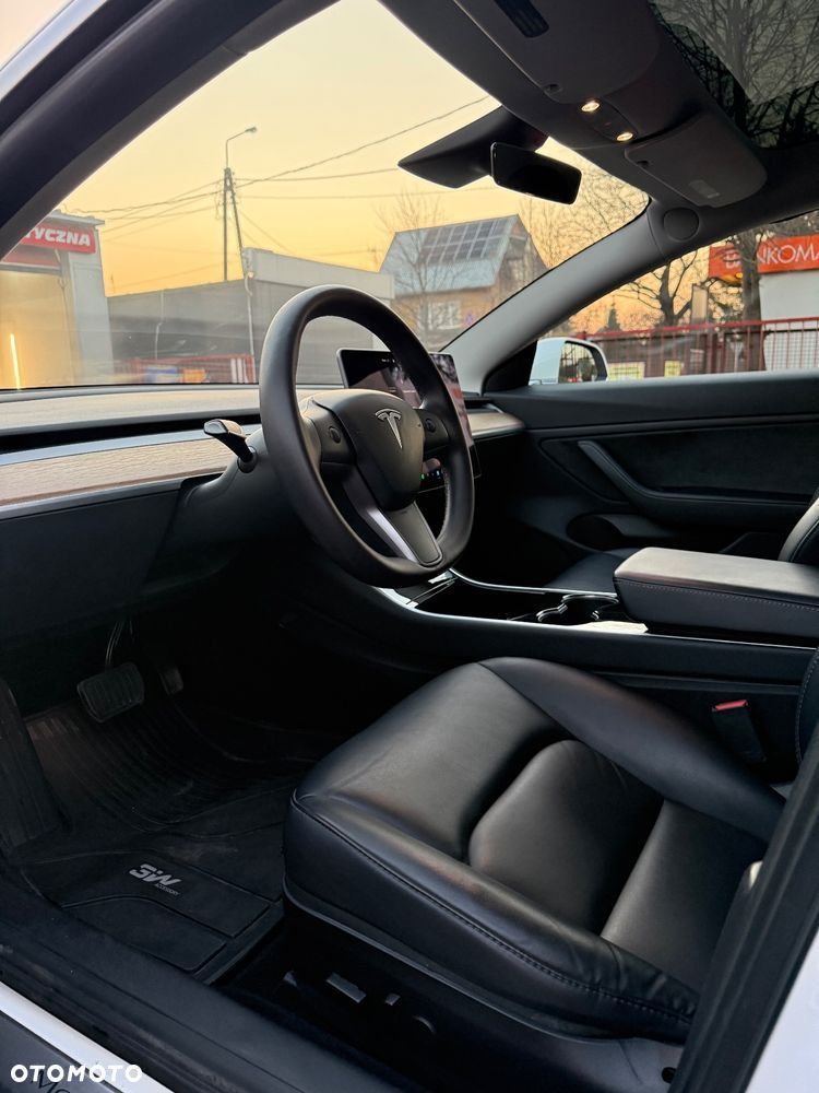 Tesla Model 3 Long Range AWD - 12