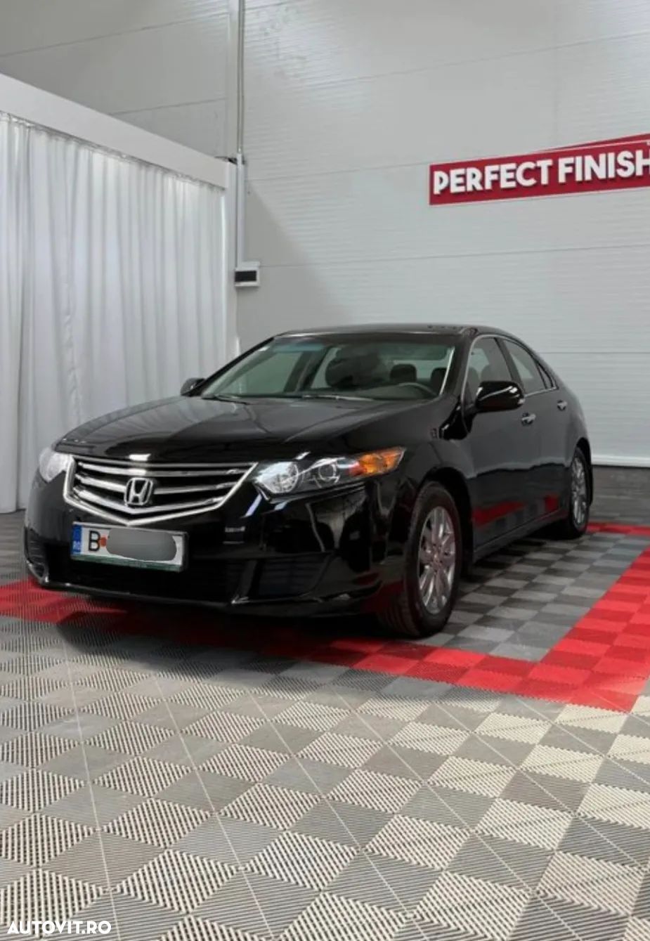 Honda Accord 2.0i Exec - 1