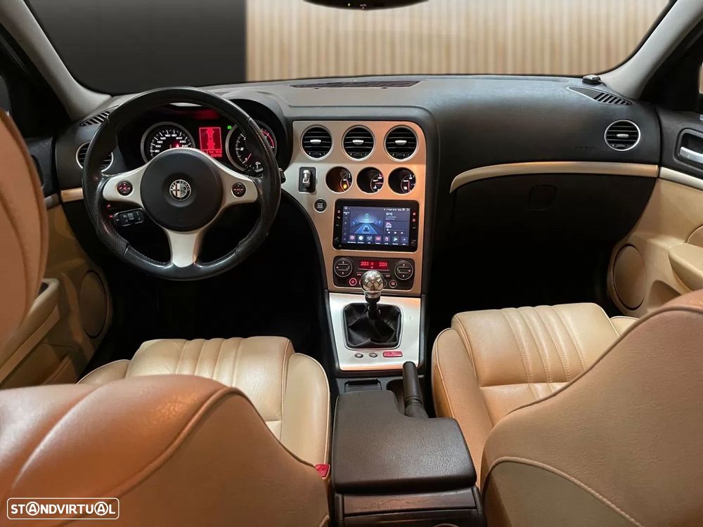Alfa Romeo 159 Sportwagon 1.9 JTDm 8V Executiva - 9