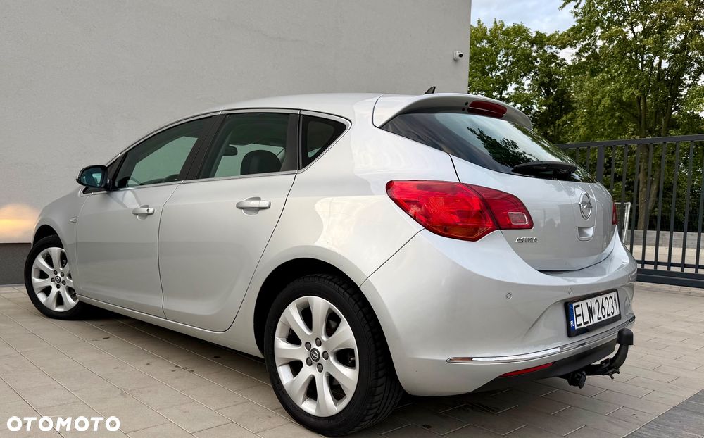 Opel Astra 1.4 T Sport - 16