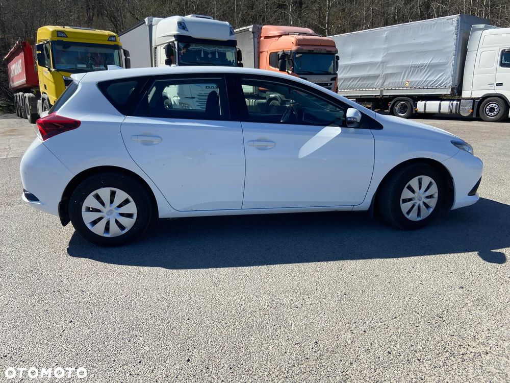 Toyota Auris 1.33 VVT-i Active - 9