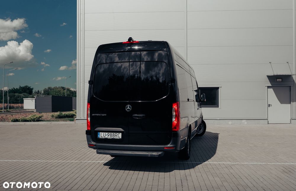 Mercedes-Benz Sprinter - 6
