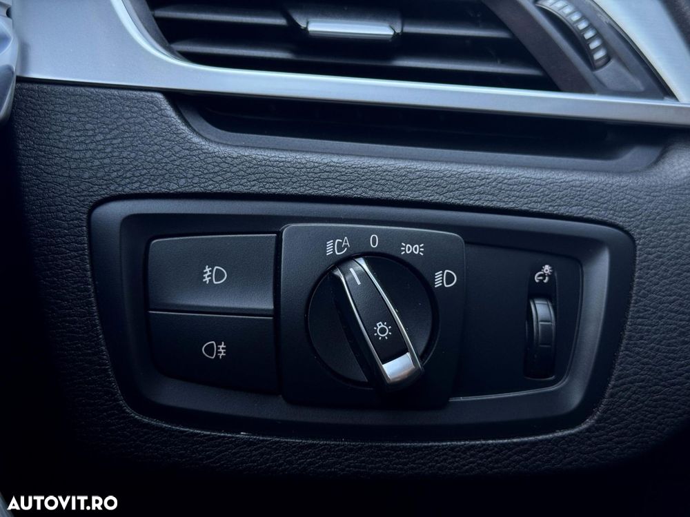 BMW X1 xDrive20i AT - 18