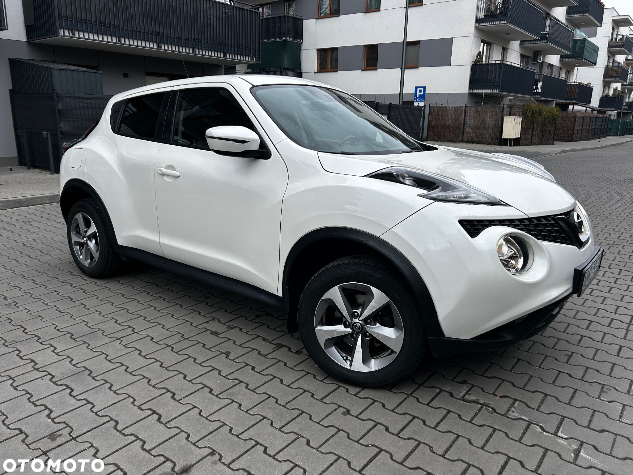 Nissan Juke 1.6 Acenta Xtronic - 2
