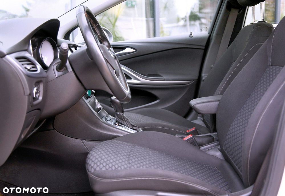 Opel Astra - 18