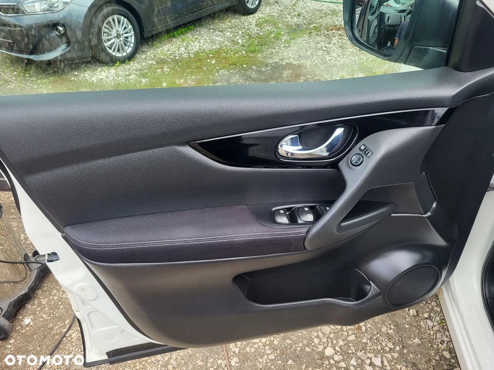 Nissan Qashqai 1.3 DIG-T Acenta - 11