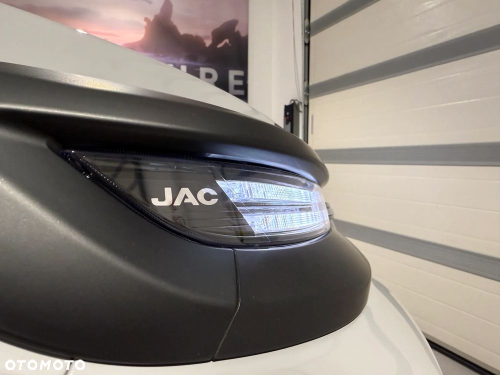 JAC T9 - 5