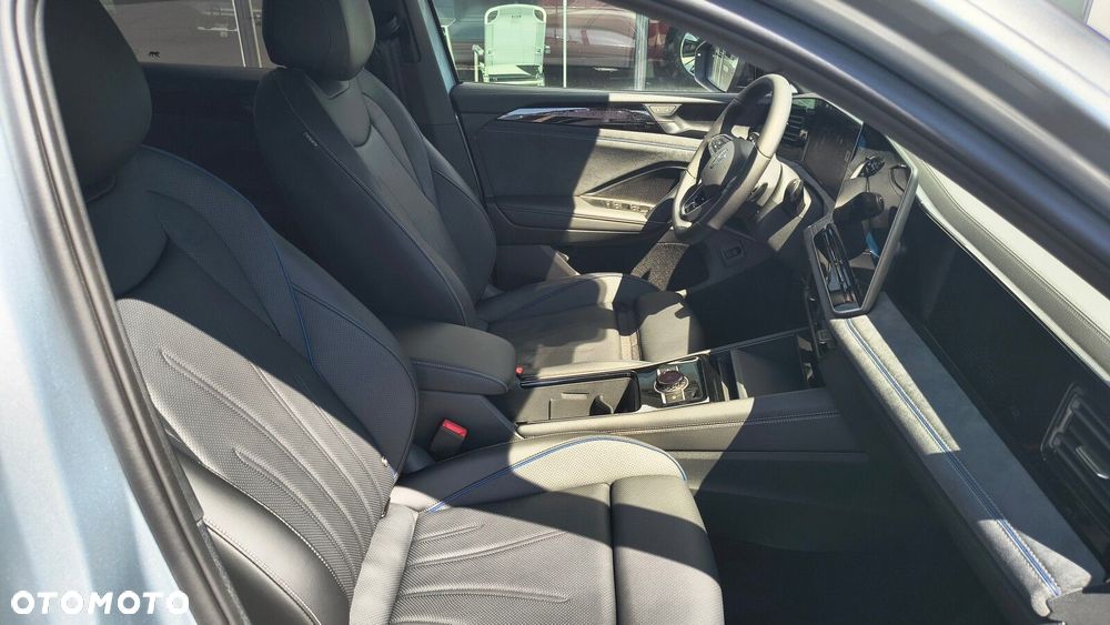 Volkswagen Tiguan - 36