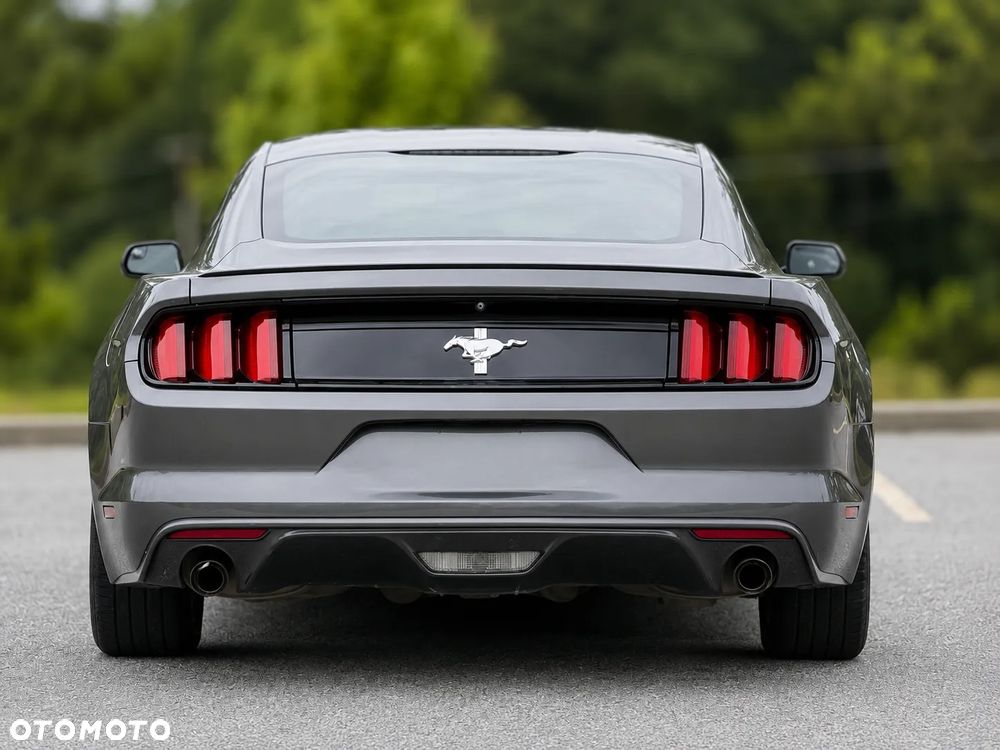 Ford Mustang 3.7 V6 Premium - 6