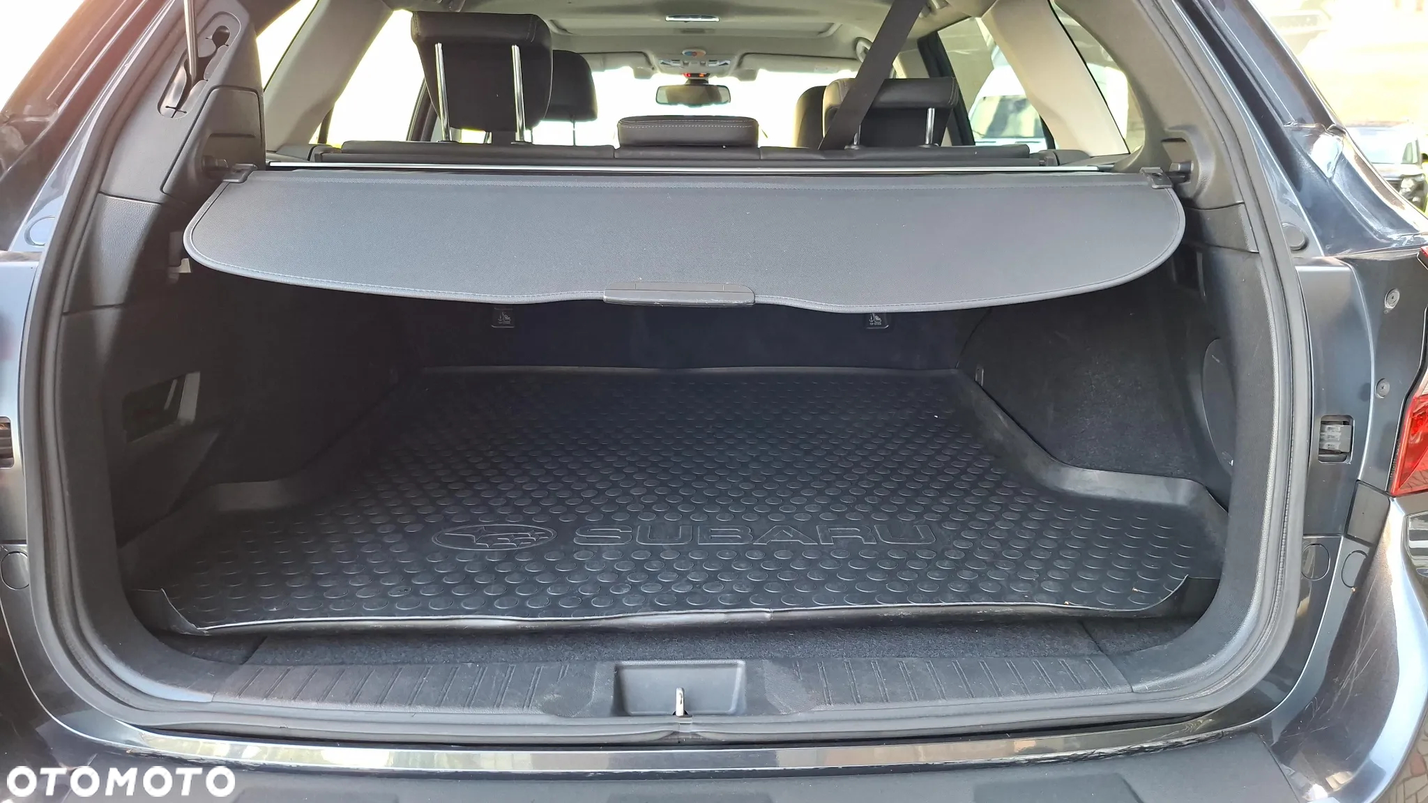 Subaru Outback 2.0D Exclusive Lineartronic - 14