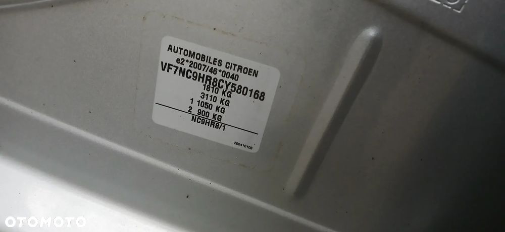 Citroën C4 e-HDi 110 Exclusive - 20