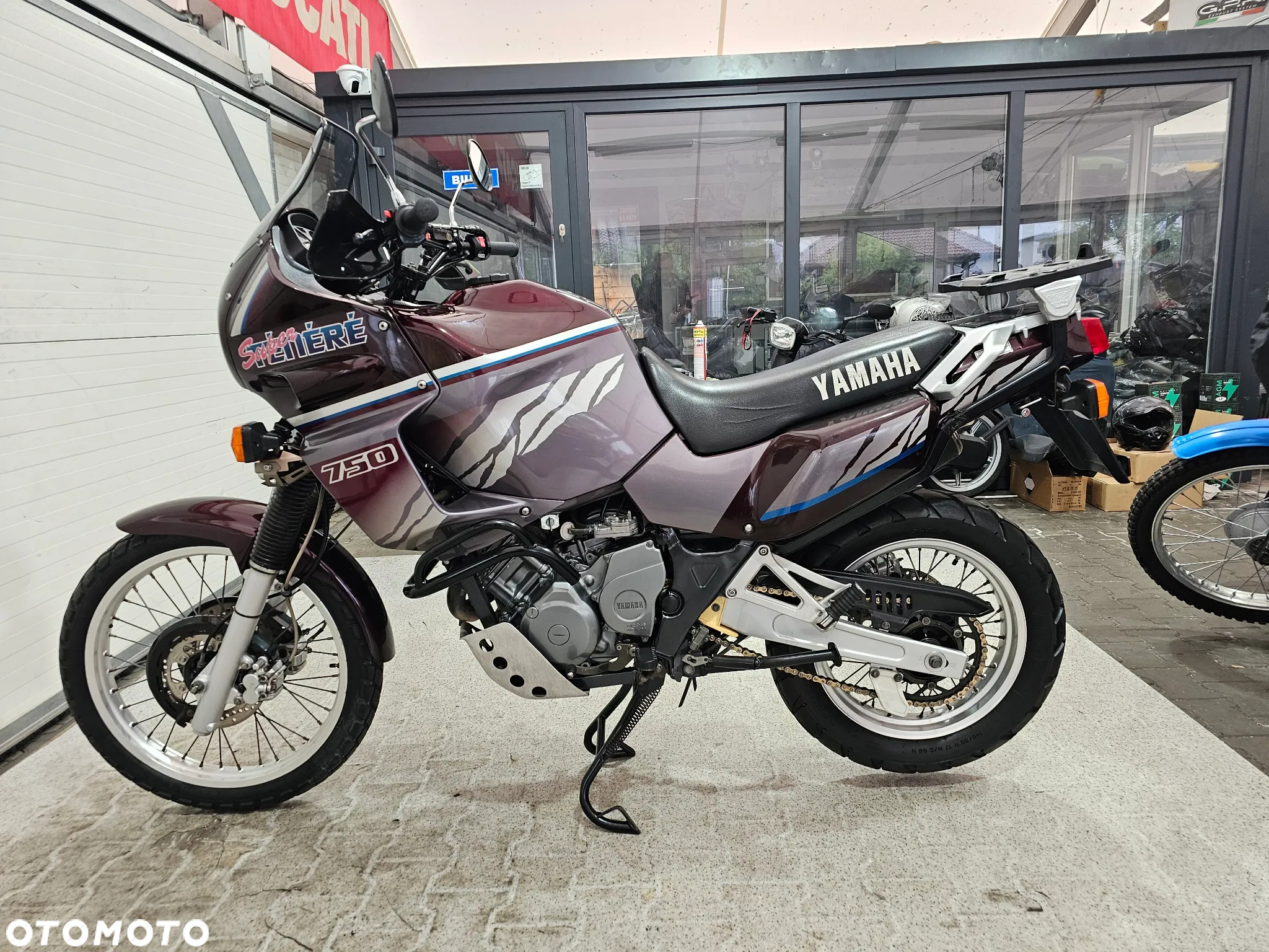 Yamaha XTZ - 22