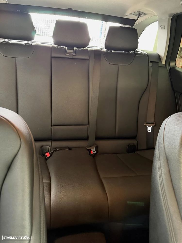 BMW 318 d Touring - 11