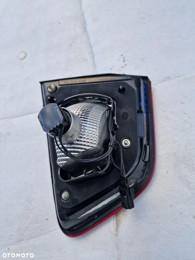 Lampa  lewy tyl w klape  Renault  kadjar 15-18 - 2