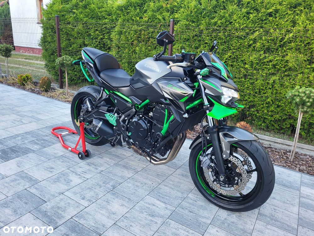 Kawasaki Z 650 - 11