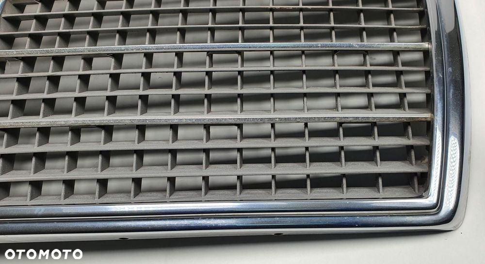 GRILL ATRAPA MERCEDES W124 - 5