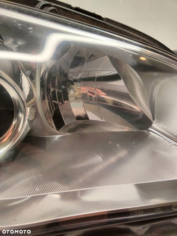 subaru impreza ii 08-13 r xenon lampa prawy przód - 4
