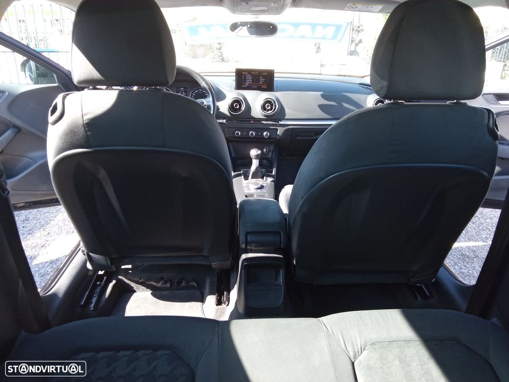 Audi A3 1.6 TDI Advance - 20
