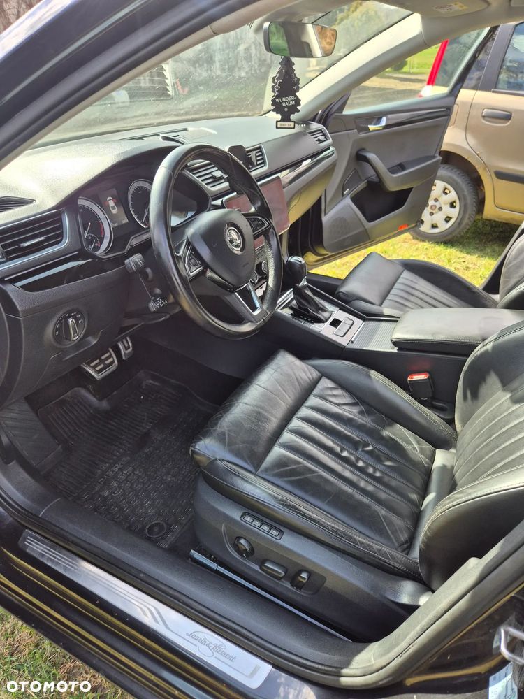 Skoda Superb 2.0 TDI 4x4 L&K DSG - 20