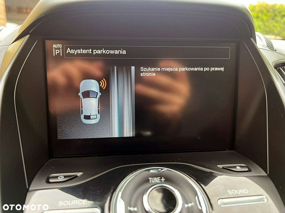 Ford Kuga - 17