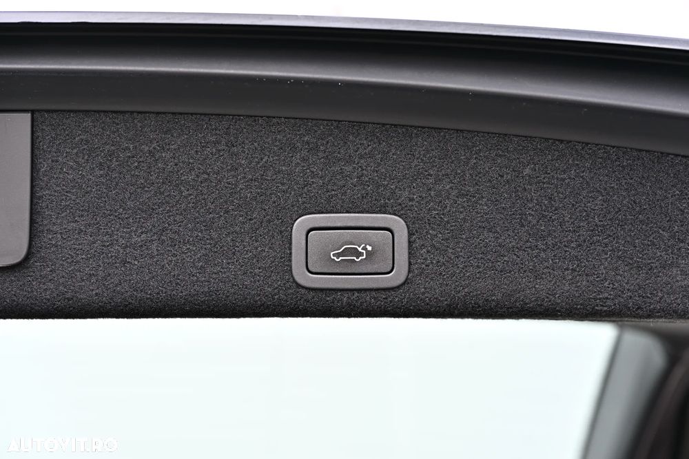 Volvo XC 60 D4 AWD Geartronic Summum - 31