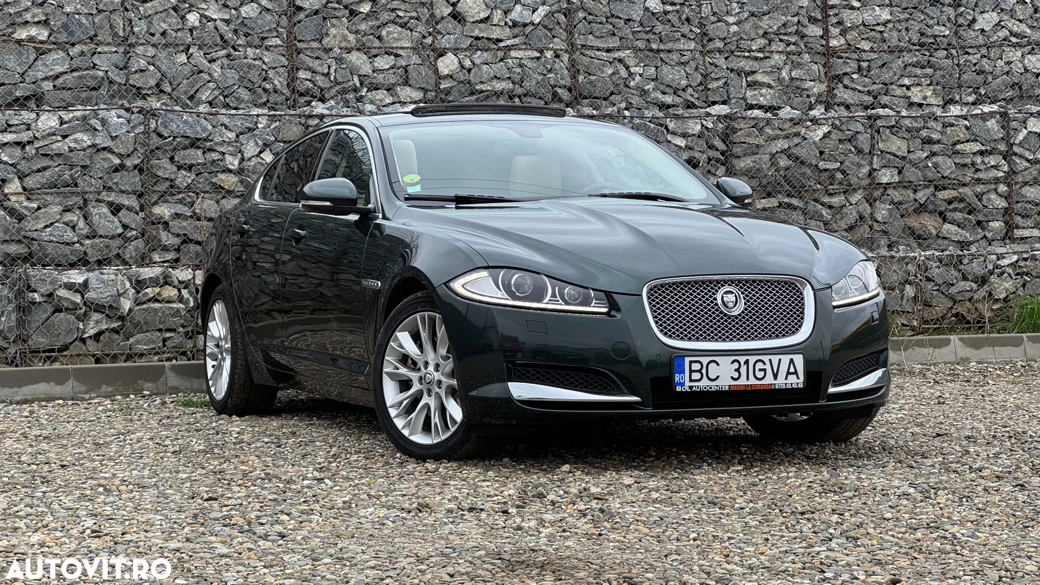 Jaguar XF 2.2D Premium Luxury - 2