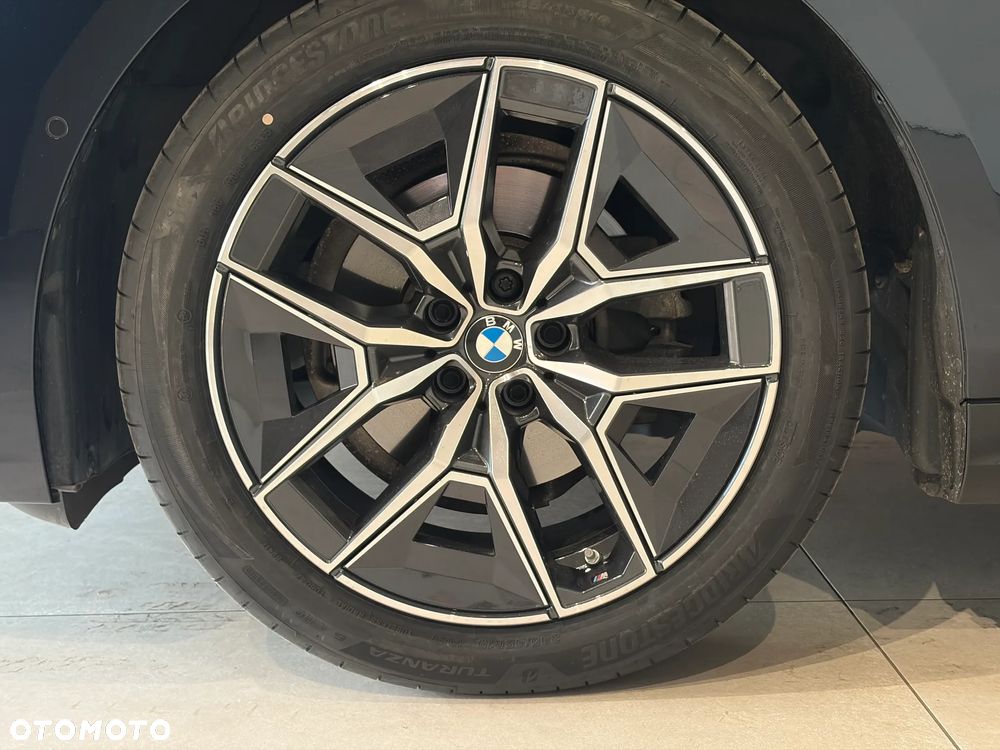 BMW Seria 5 520i mHEV M Sport - 12