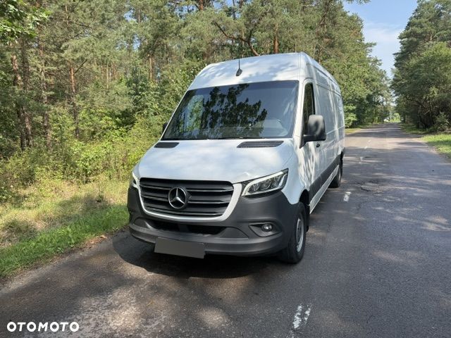 Mercedes-Benz Sprinter 319 CDI - 1