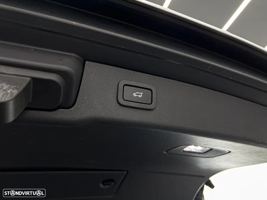 Jaguar XF Sportbrake 2.0 D R-Sport Aut. - 30