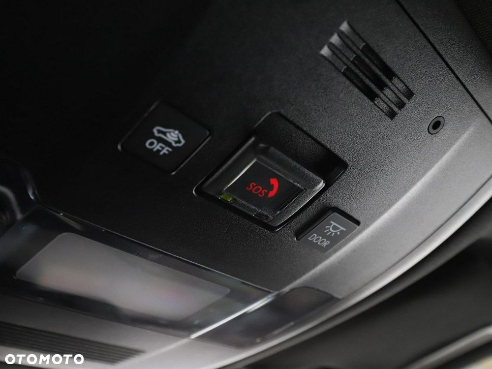 Lexus UX 250h - 37