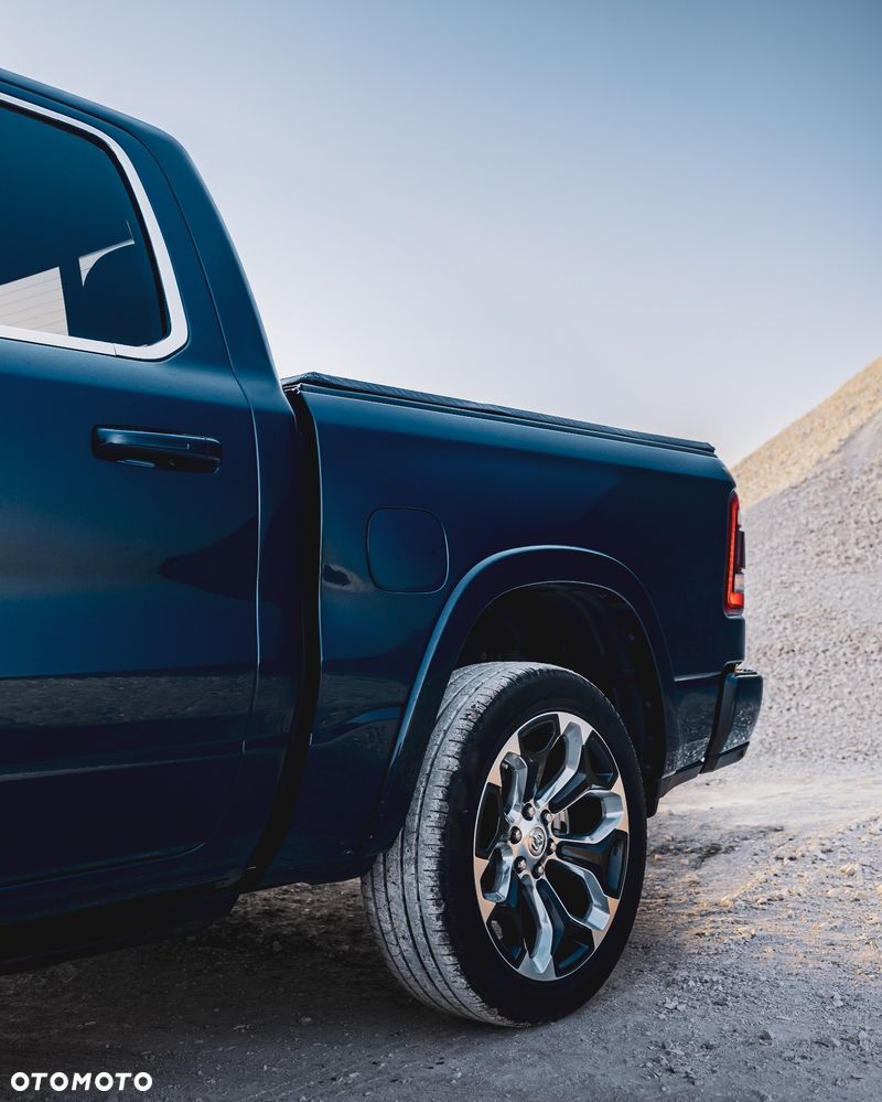 RAM 1500 5.7 eTorque Crew Cab Shortbed Longhorn Chrome - 9
