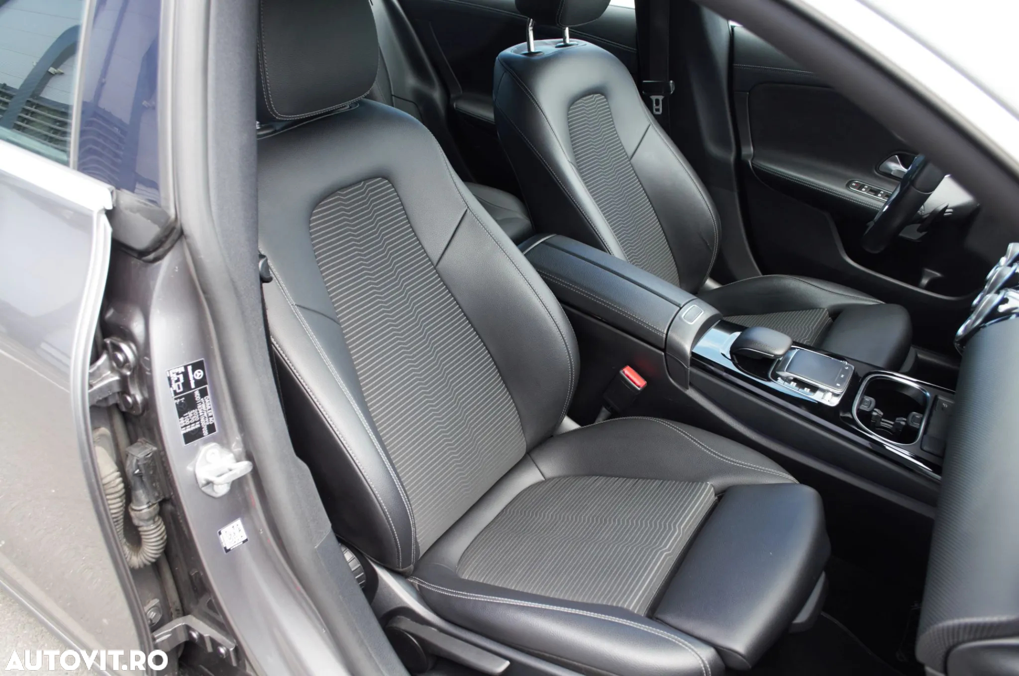 Mercedes-Benz CLA 220 7G-DCT - 7