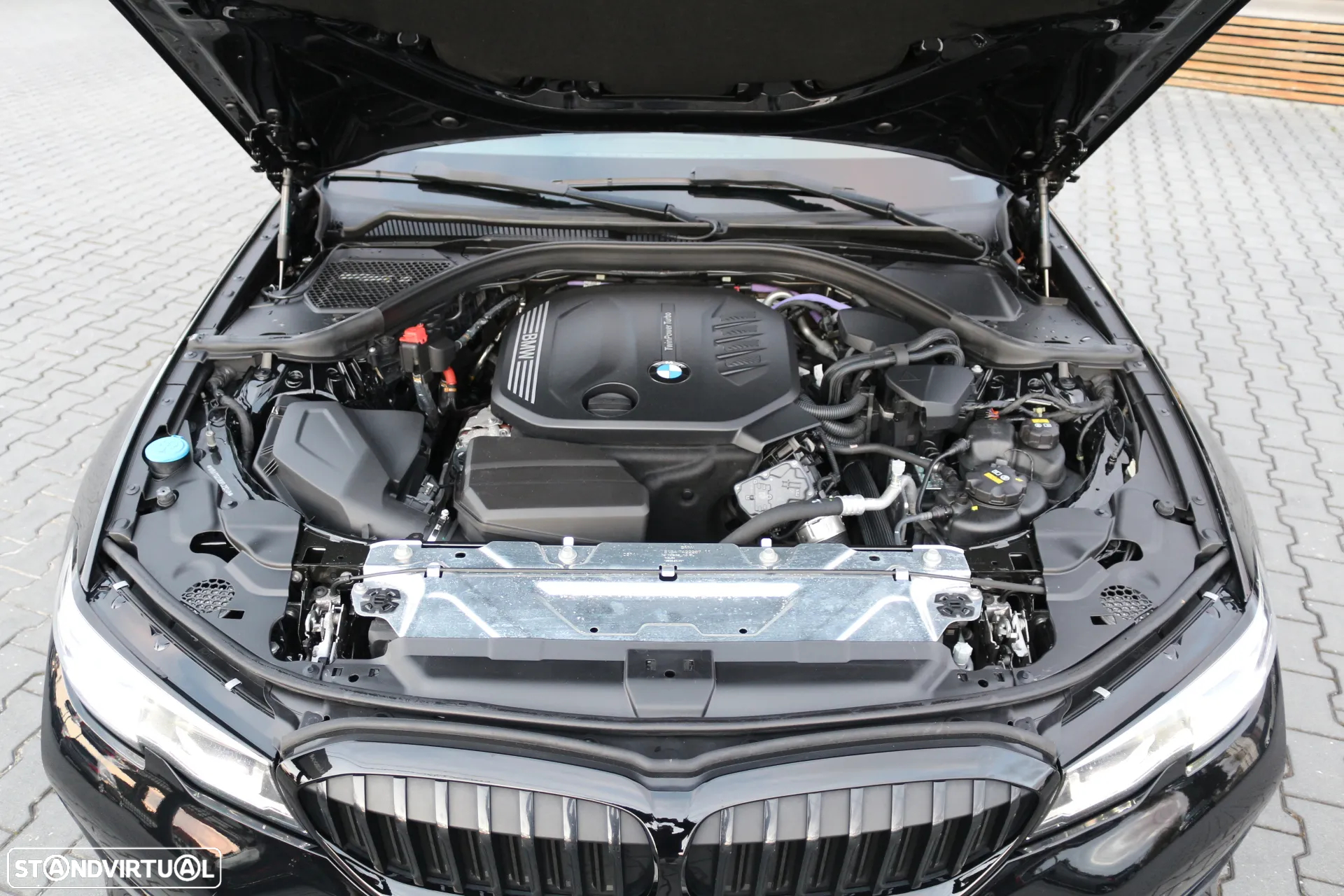 BMW 320 d Touring Line Sport Auto - 37