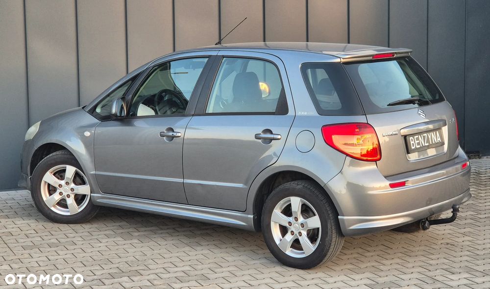 Suzuki SX4 1.6 Premium 2012 - 4