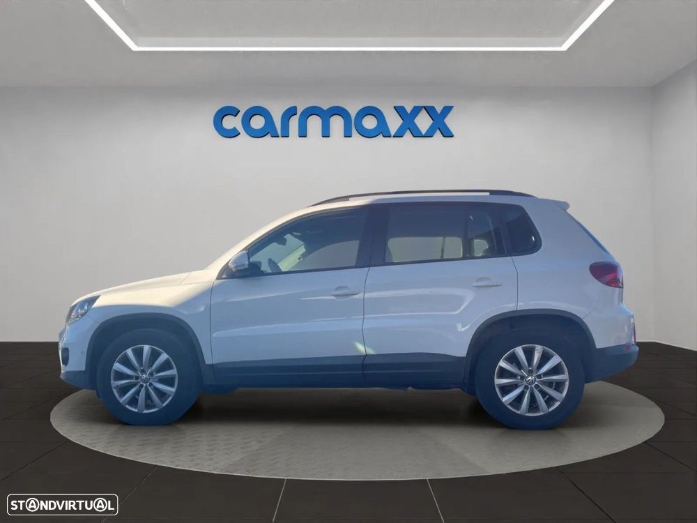 VW Tiguan 2.0 TDi Sport BlueMotion - 3